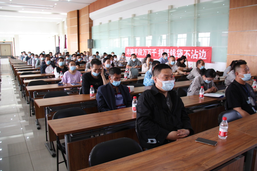 1653982475127773.jpg 2022.5.25望遠(yuǎn)派出所防詐騙宣講 039.JPG