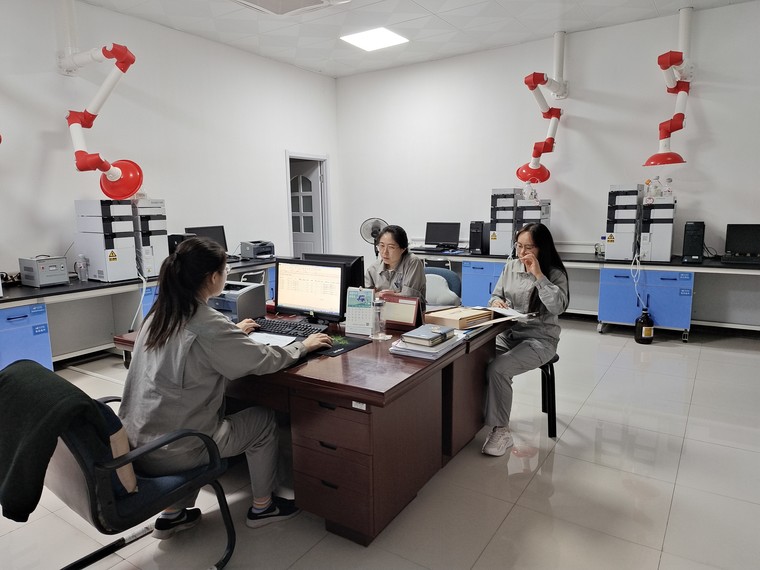 1662359098586346.jpg 李琳3 (2).jpg